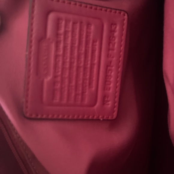 Authentic Coach bag with matching coin purse wristlet.  Pink and Beige. - Picture 6 of 8